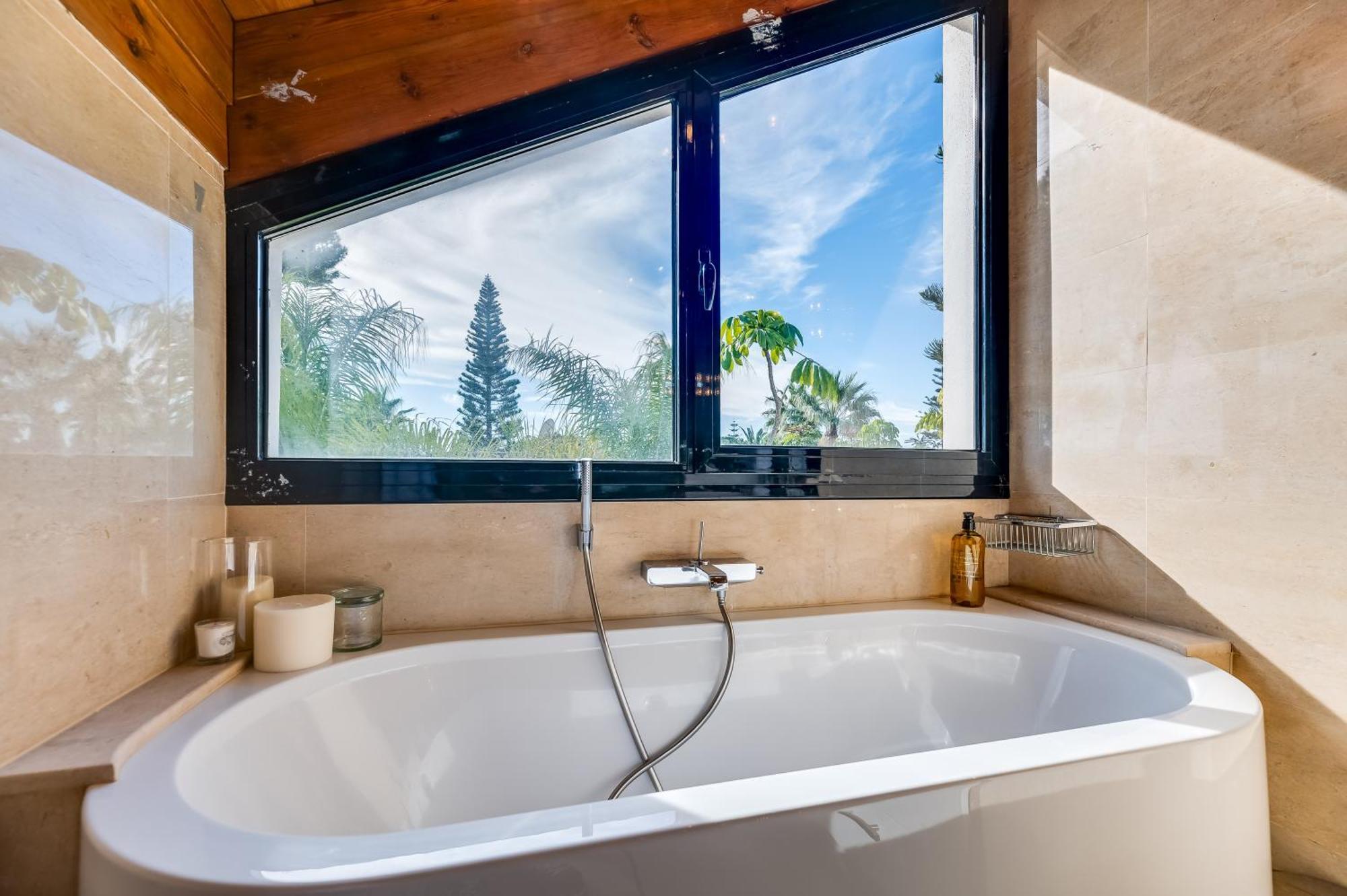 Vacation Marbella I Villa La Cabane, Prestige, Heated Pool, 300M To The Beach Exteriör bild